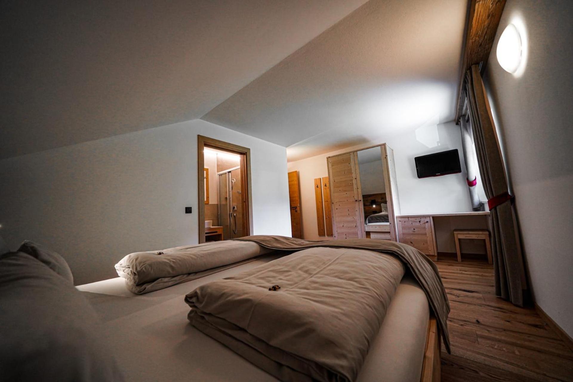 Hotel Garni Bergblick Braies  Exterior foto